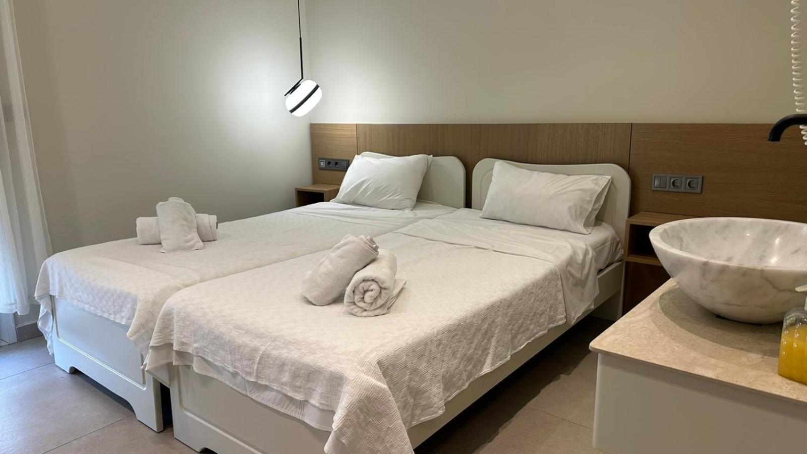 Anemos Hotel Агия Триас Екстериор снимка