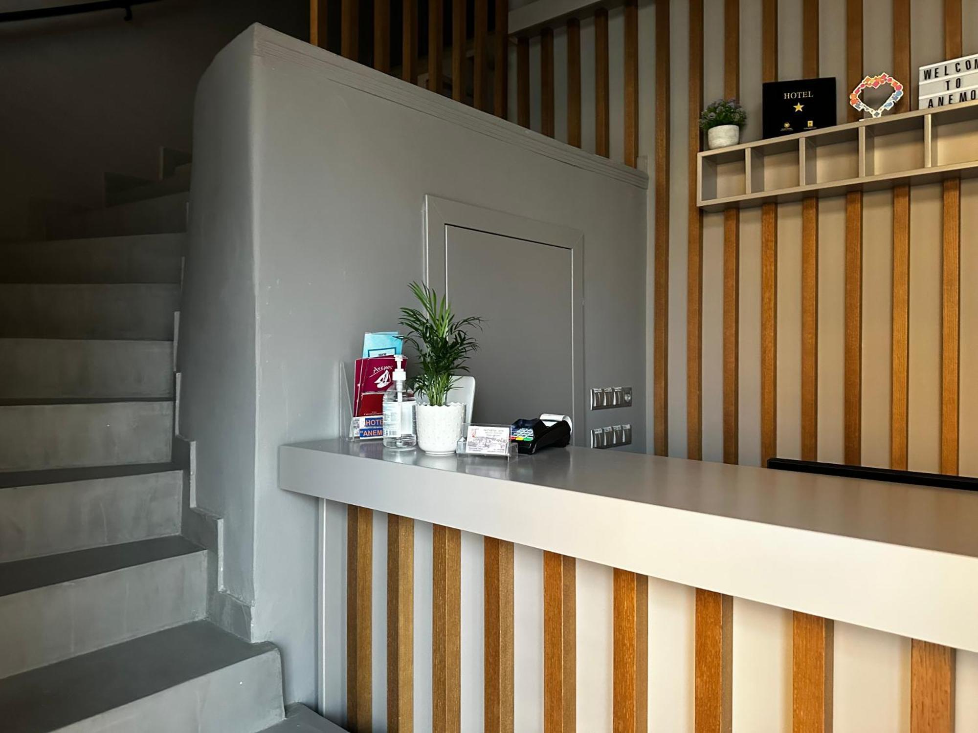 Anemos Hotel Агия Триас Екстериор снимка