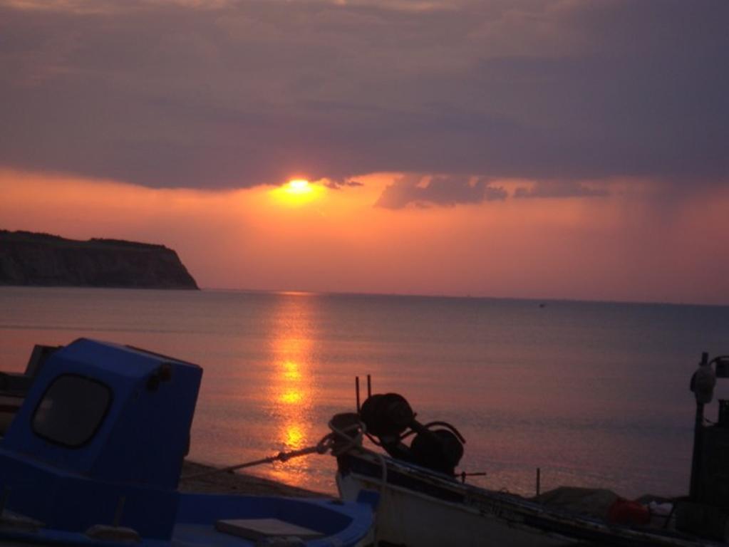 Anemos Hotel Агия Триас Екстериор снимка